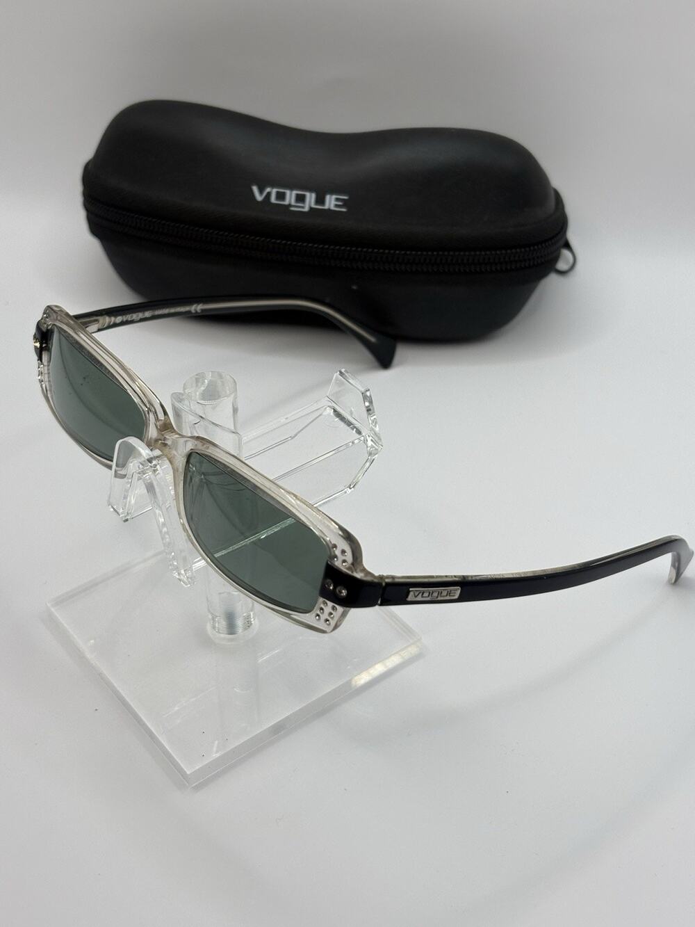 Vogue VO327 49-16 Black Silver Sunglasses w/ Case